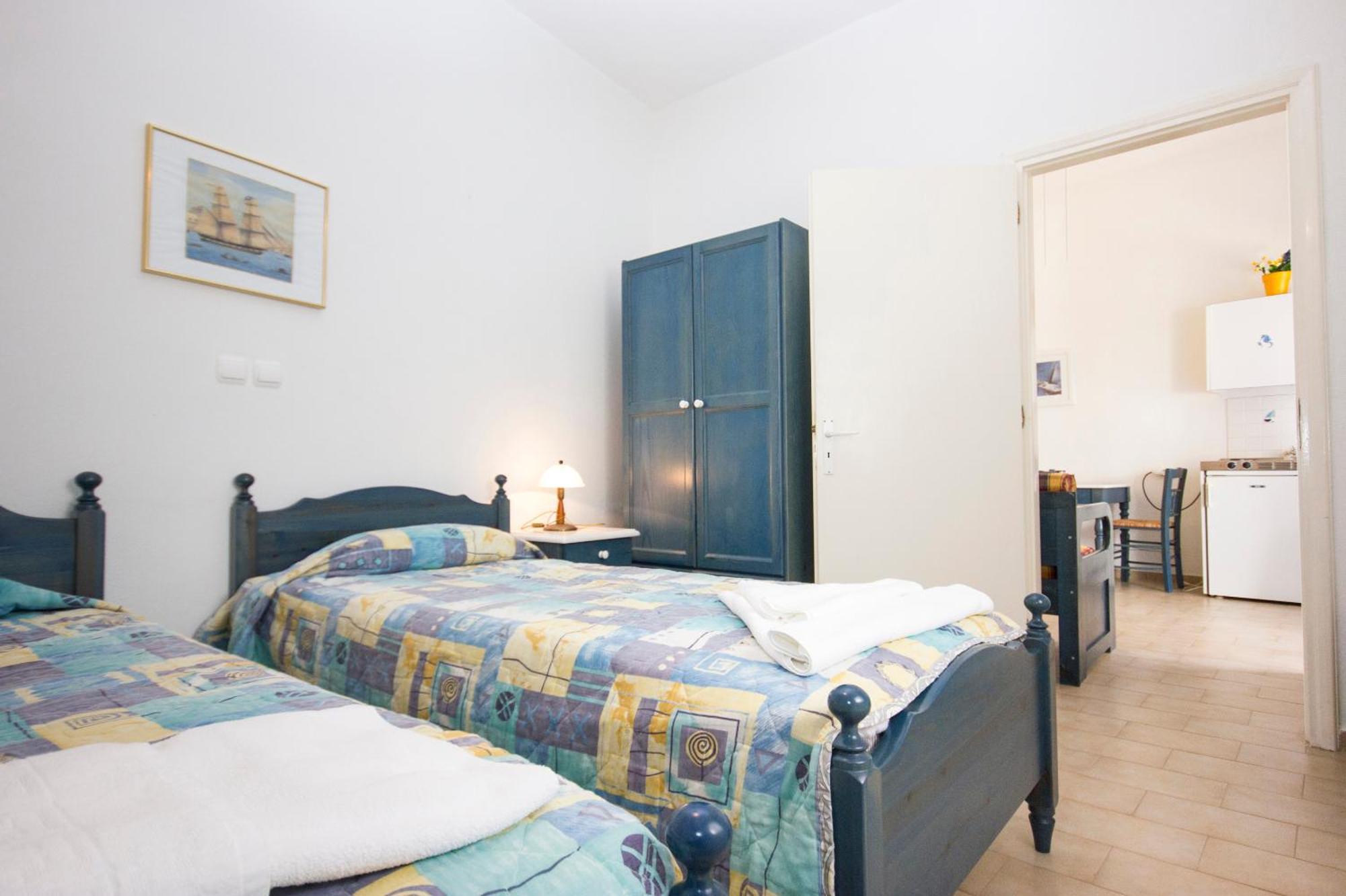 George'S Beach Studios Aliki  Room photo