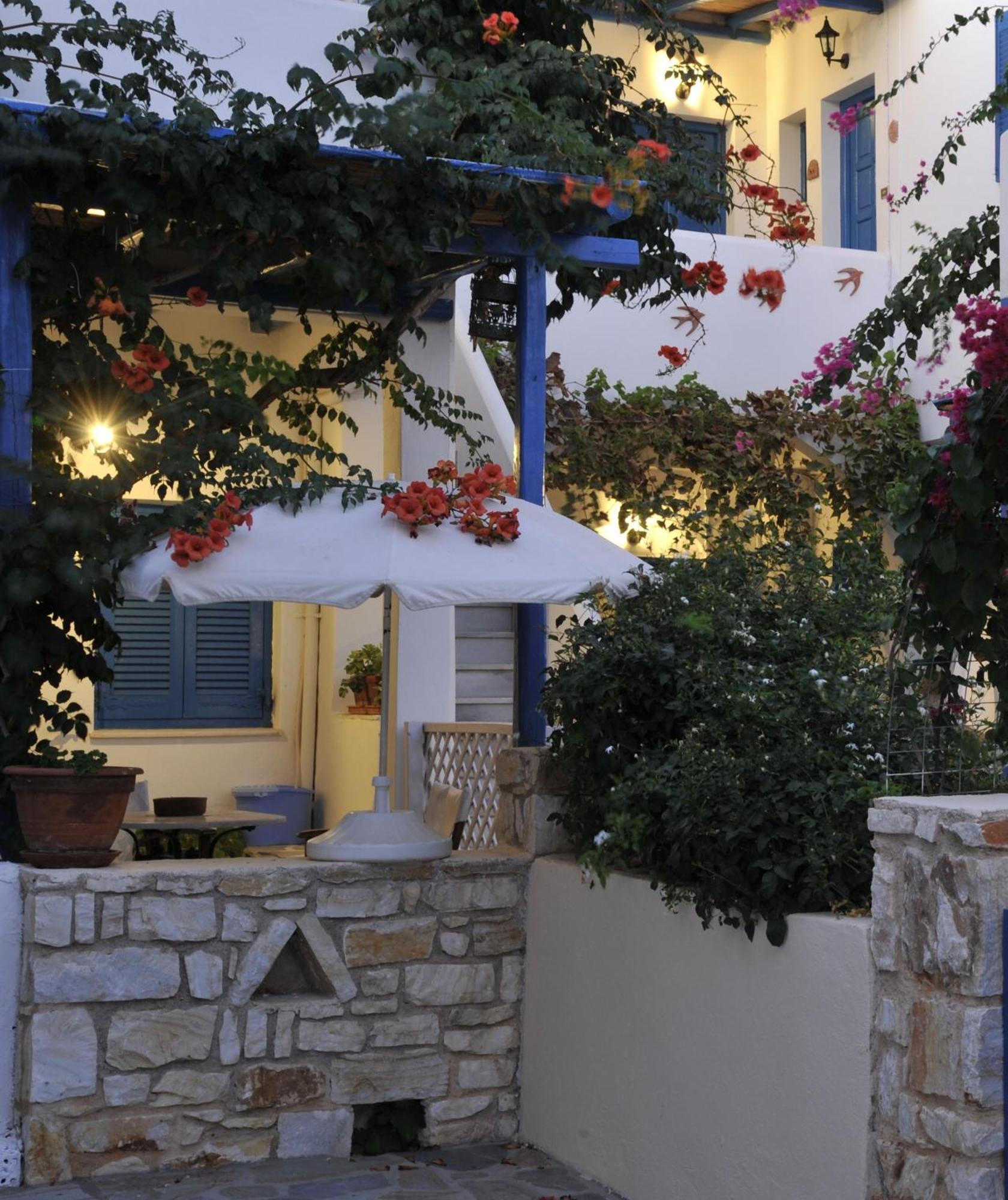 George'S Beach Studios Aliki  Exterior photo